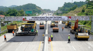 Ahmad Luthfi Gubernur Jateng instruksi perbaikan jalan mudik 2026