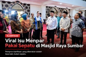 Menteri Pariwisata saat berkunjung ke Masjid Raya Sumbar