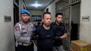 Evakuasi dan penangkapan pelaku pembunuh wanita dalam kardus di Babakan Ciparay Bandung